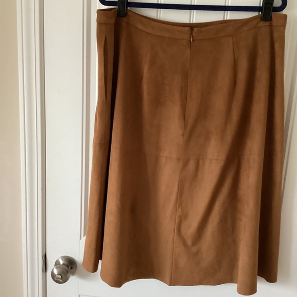 Vince Camuto Faux Suede Skirt - Picture 2 of 6